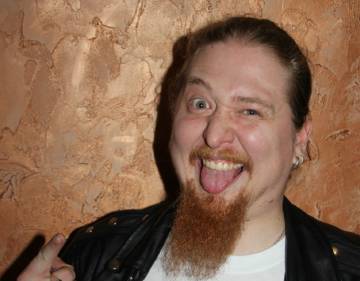 Святослав
Разработчик / Ведущий программист